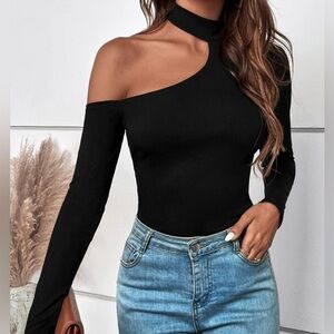 Forever 21  Cut-Out Mock Neck Top | Size S
